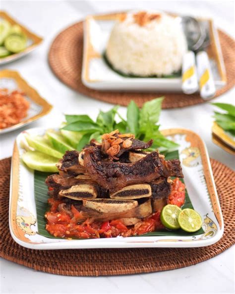 Daging Sapi dalam Budaya Indonesia